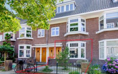 Meester Cor. 90-ZW