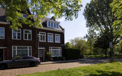 Van Riebeec. 1