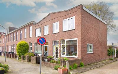 Korteweg 27