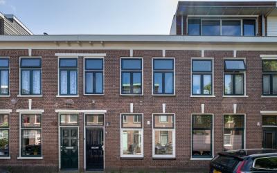 Adriaan Loo. 79