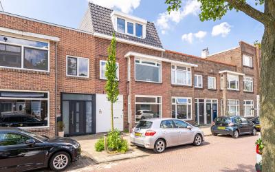 Cornelis va. 42-RD