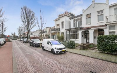 Haarlemmerstraat 74