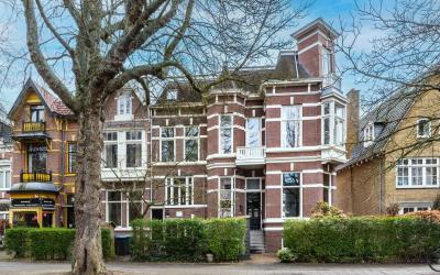 Bloemendaal. 309