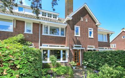 Bloemendaal. 3-B
