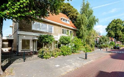 Bloemendaal. 137