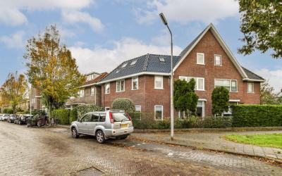Zinneveltla. 37