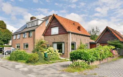 Kruisweg 1133