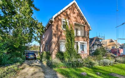 Hoofdweg 897