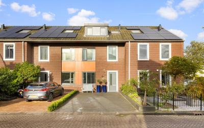Steenenbaak 1