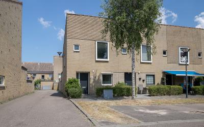 Roosduinen 51