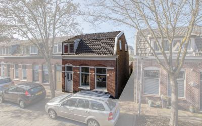 van der Vel. 9