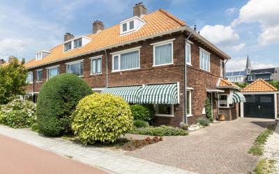 Van den End. 112