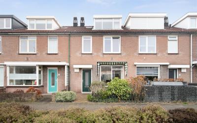 Bloemendaal. 17