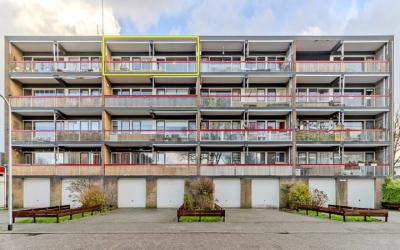 Troelstrast. 77