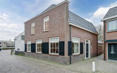 Louwestraat 12