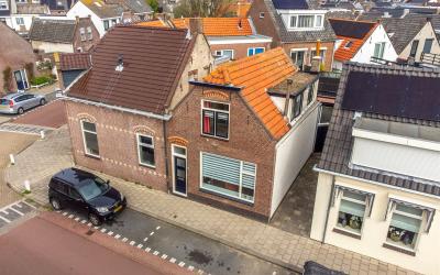 Sluisweg 44