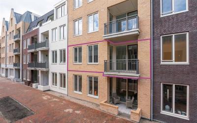 E.E. van der Laanstraat 24