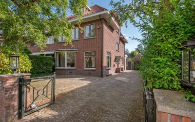Van Zuylen. 72