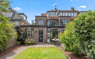 Wijngaarden. 54