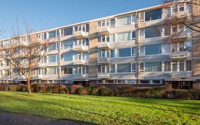 Schout Van. 77