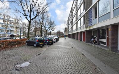 Schout Van. 70