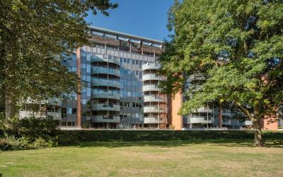 Dokter Van. 73