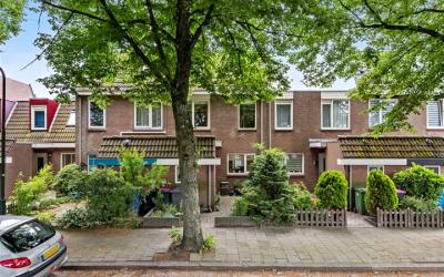 Piet Heinst. 33