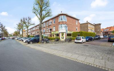 van de Wate. 210