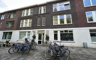 van Alphens. 14