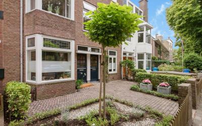van Vredenb. 23