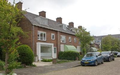 Dokter van der Knaaplaan 9