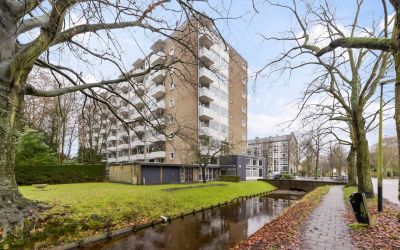 Huis te Lan. 15-F412