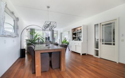 Steenvoorde. 302