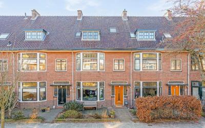 Roodenburge. 57