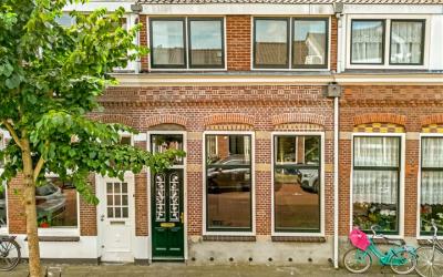 Floresstraat 12