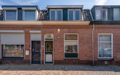Voorstraat 10