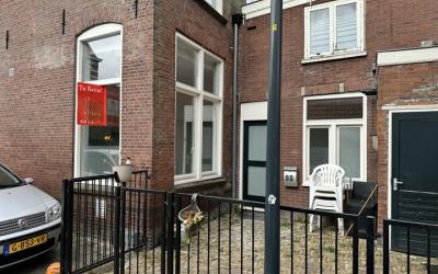 Lage Rijndi. 9-D
