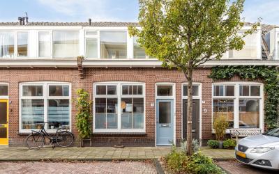 De Genestet. 11