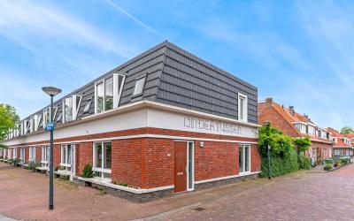 De Genestet. 75