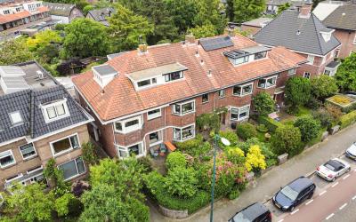 Rhijngeeste. 112