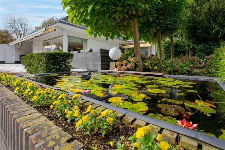 Vrijstaande woning te koop: President Kennedylaan 185, Oegstgeest