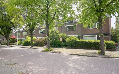 Van Poelgee. 89