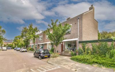 Baljuwstraat 2
