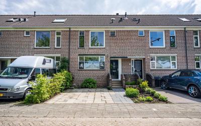 Vleugelnoot. 8