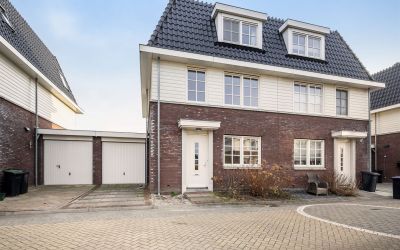 Anna van Sa. 12