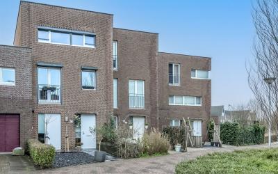 Kooikerstra. 67