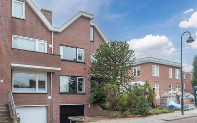 Burgemeester le Coultrestraat 1