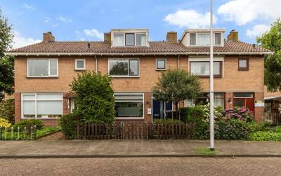 Graaf Adolf. 18