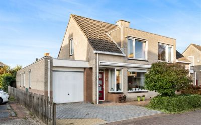 Schermplaat 8