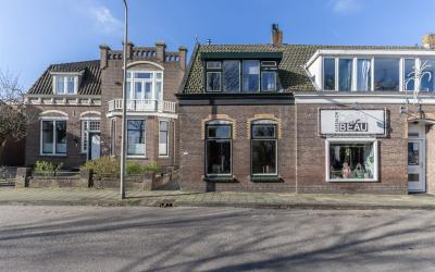 Dorpsstraat 13